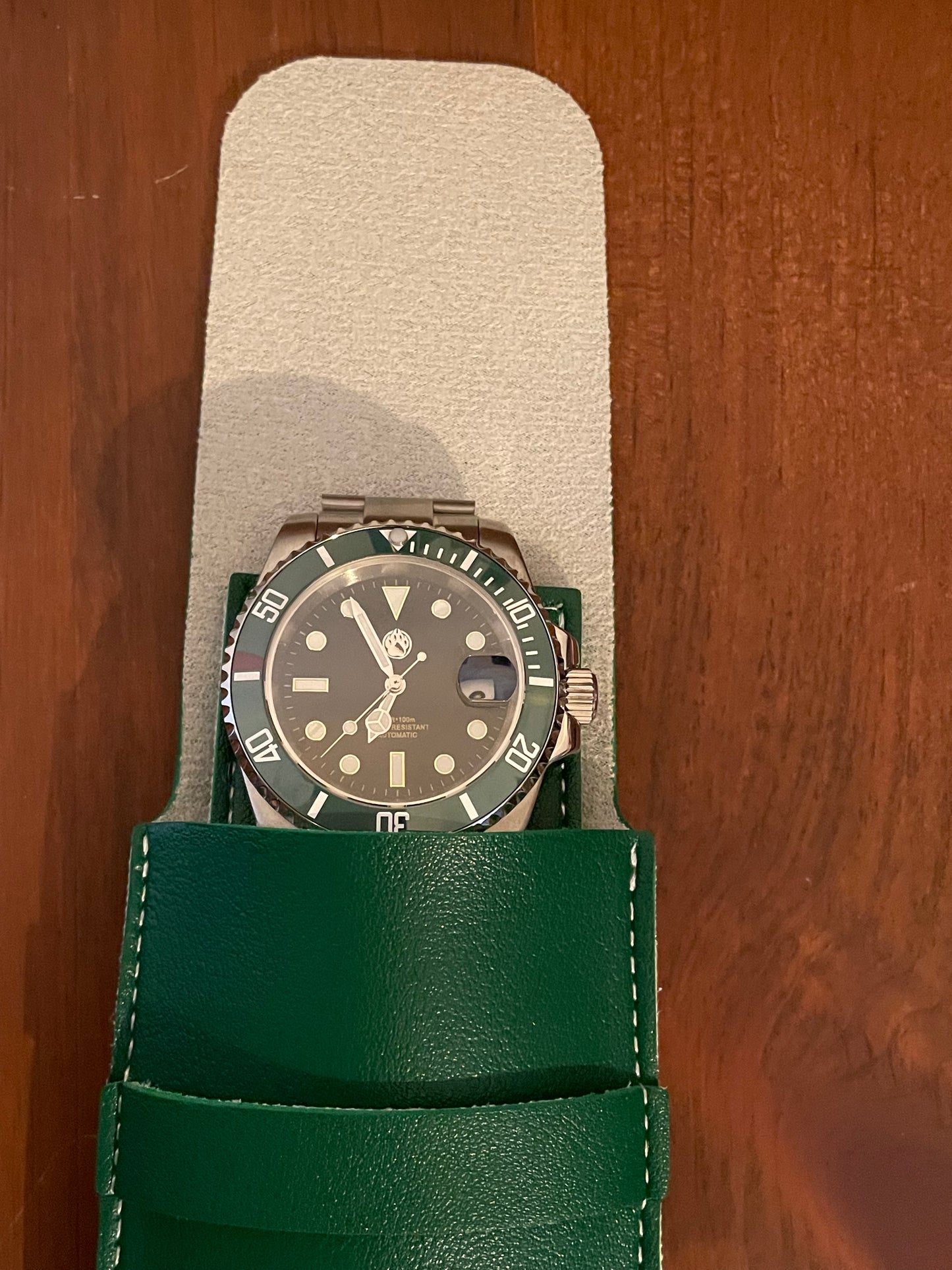 40mm Green and Black Stainless Steel Quartz Dive Style Watch